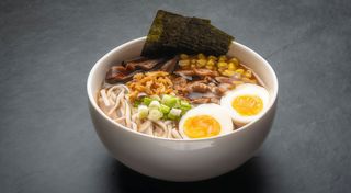 Суп рамен з куркою