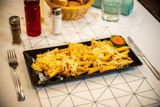 Cartofi prăjiți cu cașcaval