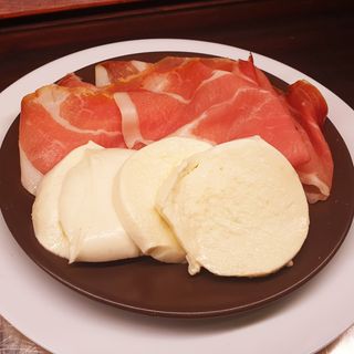 Prosciutto e mozzarella