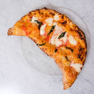 Calzone al salame e ricotta