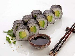 Hosomaki z awokado 8 szt (100g)