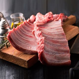 Tira de Costilla de Cerdo - 1 kg