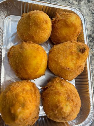 Arancine di riso al ragù