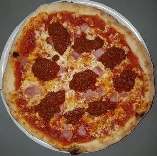 Pizza Boloñesa