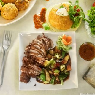 Pato Con Salsa Picante