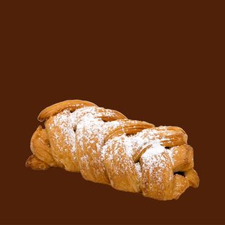 Косичка з вишнею