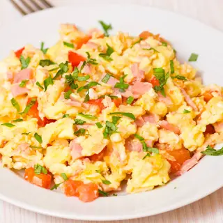 Huevo Revuelto Con Jamón