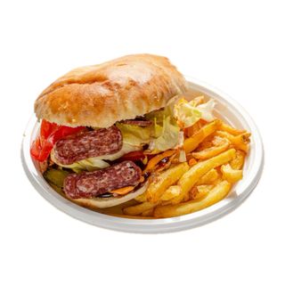 Хрупкав сандвич с домашна луканка