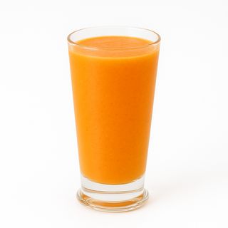 Prirodni cijeđeni sok