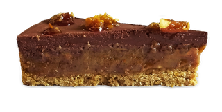 Felie tort vegan snickers