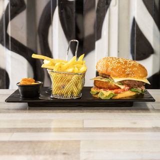 Cheese Chicken Burger+frite