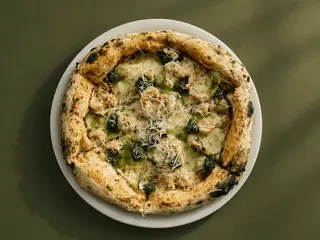 Піца з морепродуктами (505g)