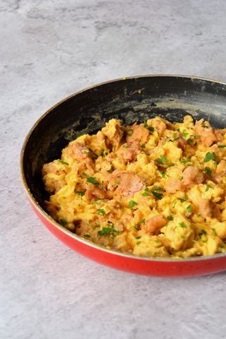 Ovos Mexidos com Alheira de Mirandela