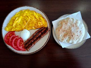 Doručak (služi se do 12h)