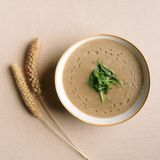 Крем-супчик грибний з трюфельною олією