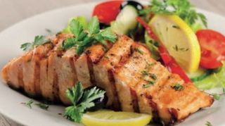 Plato Combinado De Salmón (150 G.)