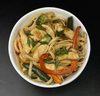 Удон з куркою (250 г)