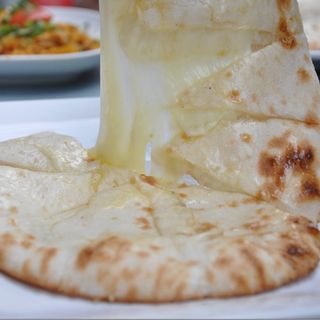Cheese Naan