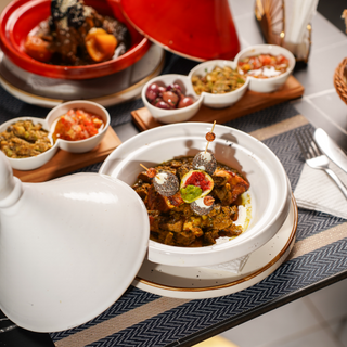  Tajine de poulet traditionnel    