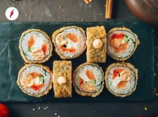 Гарячий рол Вершковий лосось спайсі (8шт/270г)