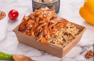 Донер бокс с курицей и с рисом (600гр.)