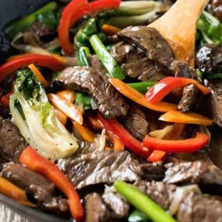 STIRFRY LAMB(Served with either,rice,ugali,chapati ,chips)