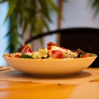 Ensalada De Burrata