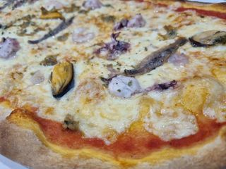 Pizza Marinera (Mediana)