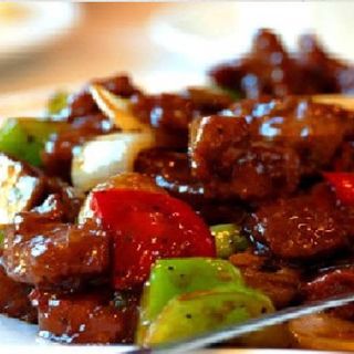 70B. Cerdo Con Salsa De Ostras