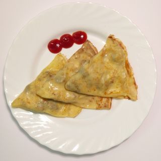 Млинці з шинкою та овочами (140г)