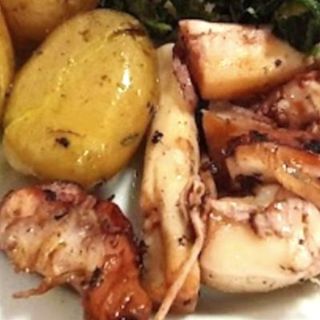 1/2 Dose Chocos Ou De Lulas Com Camarão