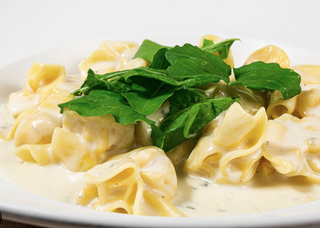 Fagotini de pera y 4 quesos