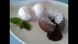 Coulant de chocolate y Helado gusto Vanilla