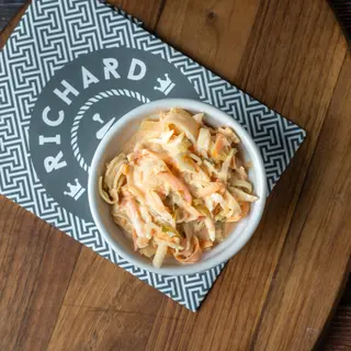Kipourou salata