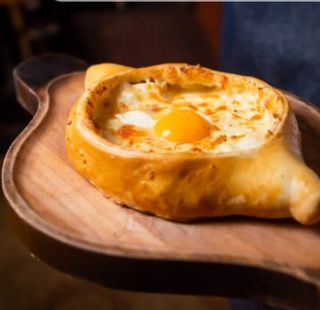 Хачапури по-аджарски