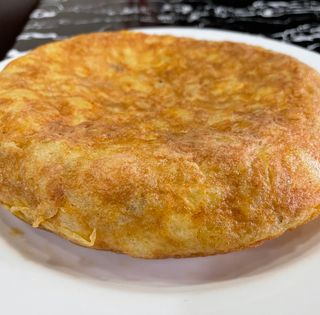 Tortilla De Patatas (1 Kg.)