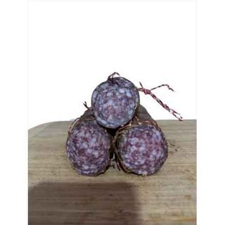 Salam vita porc crud uscat