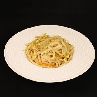 165 Udon con verdure