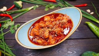 Курица в кисло-остром соусе (400г)