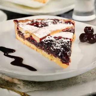 Francuska torta sa višnjama