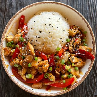 Курка по-китайські з рисом 300г