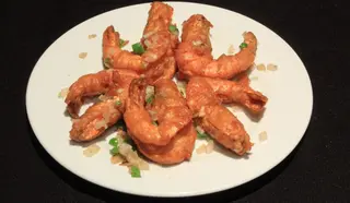 13.Langostinos con sal pimienta