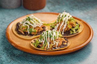 Taquiza De Tinga De Pollo