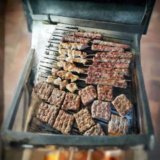 Kombinacija mesa mala