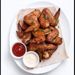 Tapa de Alitas de Pollo (Salsa Barbacoa)