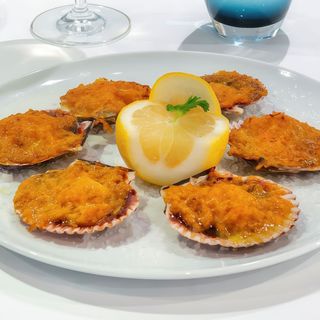 Zamburiñas Horneadas al Albariño