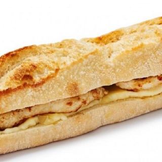 Bocadillo De Lomo Con Queso