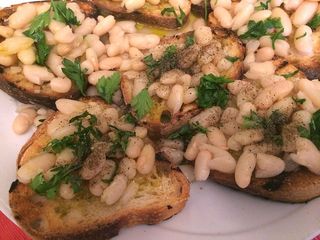 Bruschetta fagioli