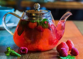 Малиновый чай (чайник)