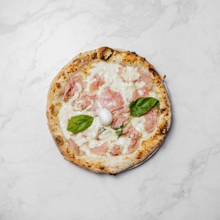 PIZZA BIANCA CON COTTO